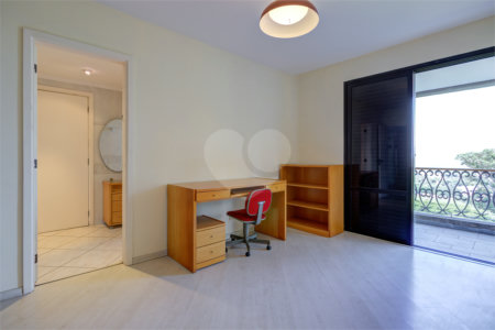 Apartamento à venda com 4 suítes em Alto da Boa Vista, São Paulo, SP