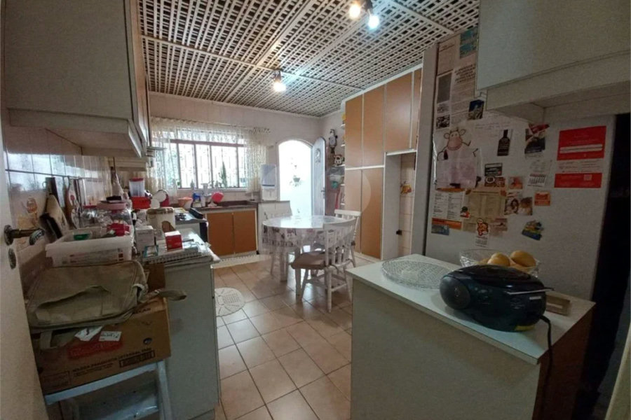 Casa à venda com 3 quartos, sendo 2 suítes, em Jardim Oriental, São Paulo, SP