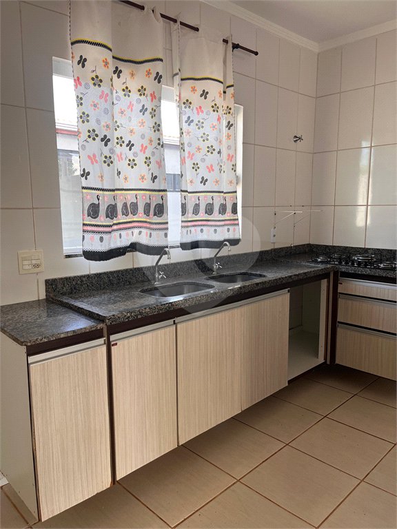 Casa à venda com 3 quartos em Ipê, Três Lagoas, MS