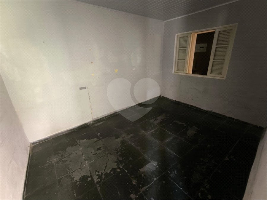 Casa à venda com 3 quartos em Jardim das Esmeraldas, São Paulo, SP