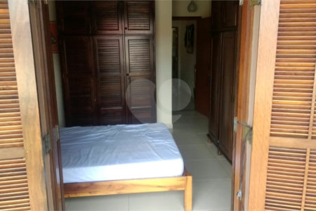 Casa para Venda em Piracaia