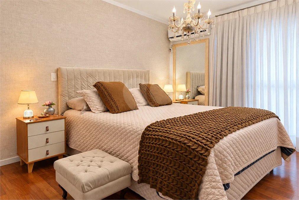 Apartamento com 3 suítes á venda no Condomínio Chácara Alto da Boa Vista, São Paulo - SP