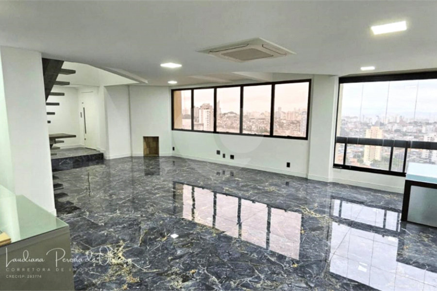 Apartamento à Venda com 210m² com 3 dormitórios e 3 vagas em Perdizes - Estuda permuta .