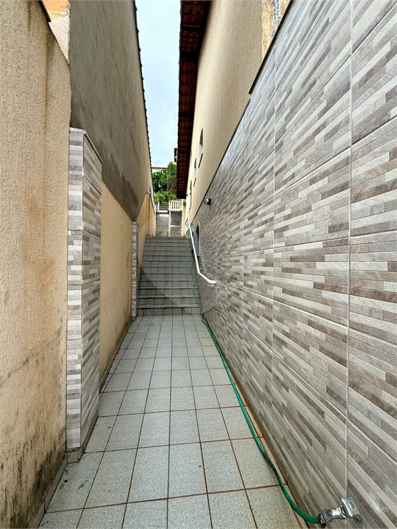 Sobrado à venda com 3 quartos, sendo 1 suíte, em Tremembé, São Paulo, SP