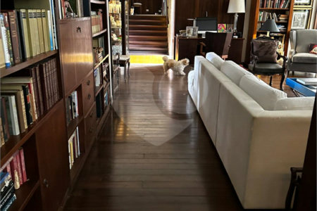 Casa à venda com 5 quartos, sendo 3 suítes, em Morumbi, São Paulo, SP