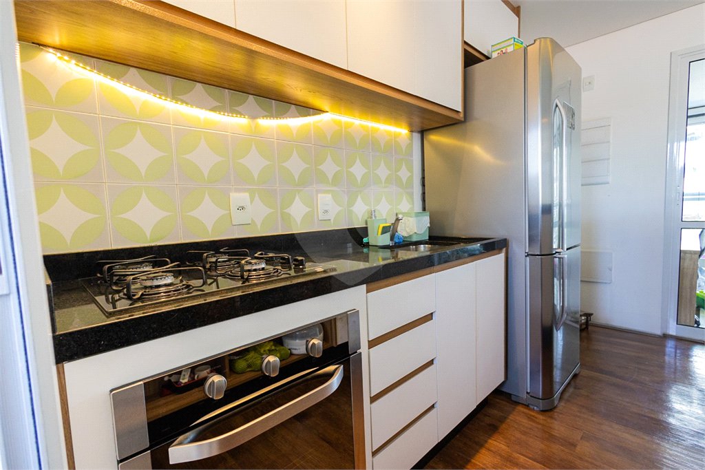 Apartamento à venda com 2 quartos, sendo 1 suíte, em Pinheiros, São Paulo, SP