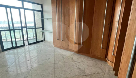 Apartamento à venda com 4 quartos, sendo 2 suítes,  em Vila Nova, Cabo Frio, RJ
