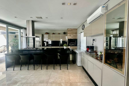 Casa de alto padrão à venda com 8 quartos em Condomínio Residencial Portal das Águas, Três Lagoas - MS