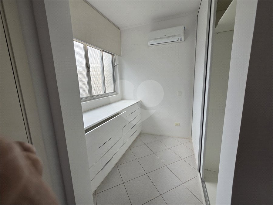 Apartamento à venda com 2 suítes em Cerqueira César, São Paulo, SP