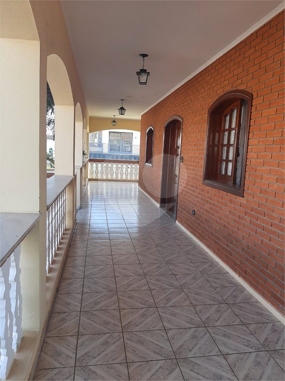 Casa à venda com 3 quartos, sendo 1 suíte, no Centro, Vinhedo, SP
