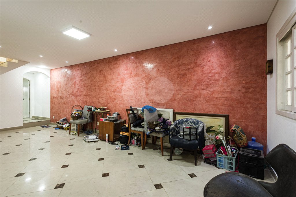 Casa à venda com 3 quartos, sendo 2 suítes, em Jardim Santa Cecília, Guarulhos, SP