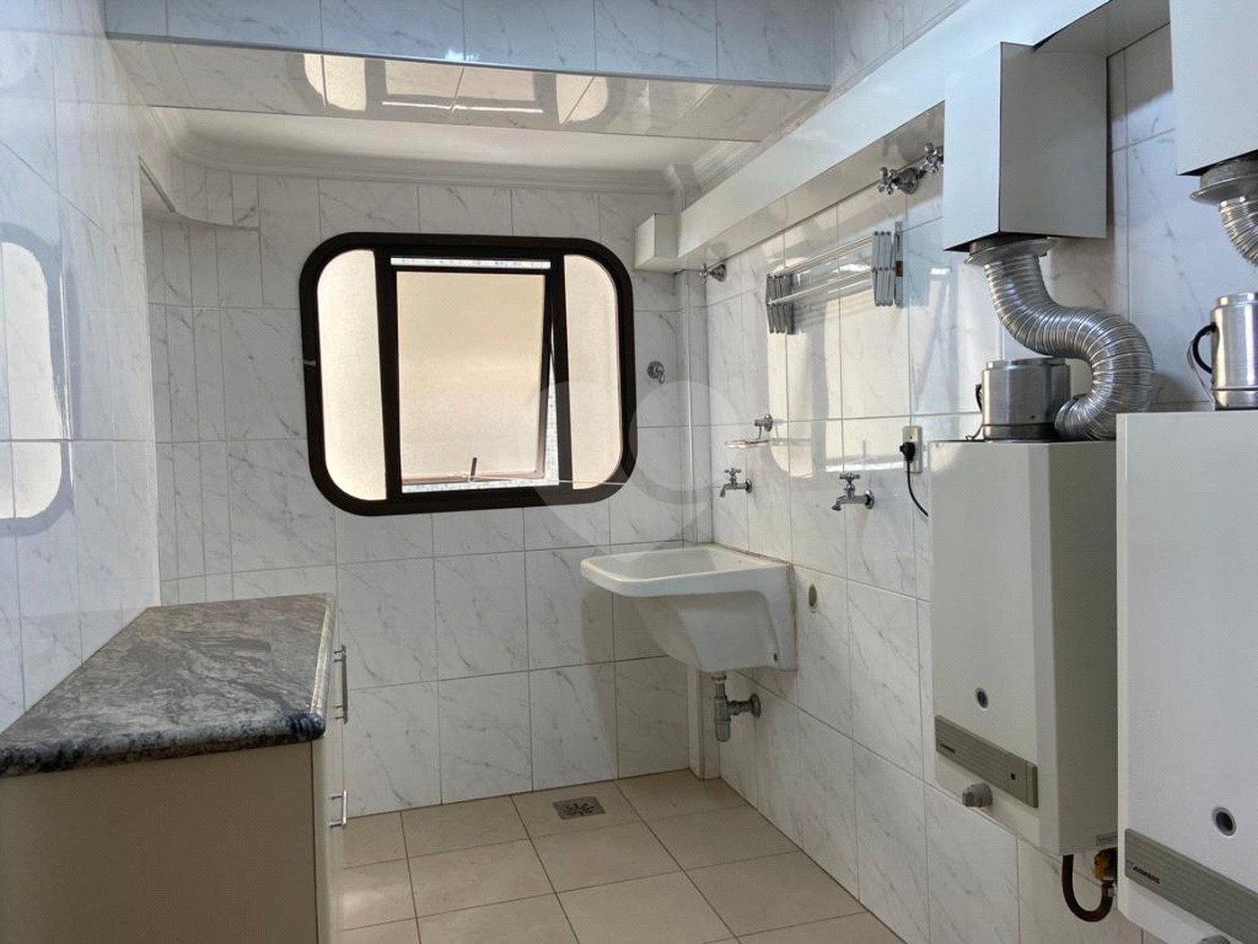 Apartamento à venda com 4 quartos, sendo 3 suítes, no Centro, Campinas, SP