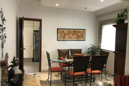 Apartamento à venda com 3 quartos, sendo 1 suíte, em Vila Andrade, São Paulo, SP