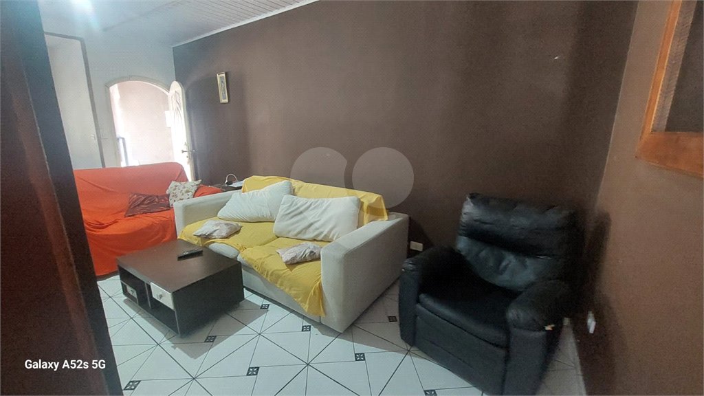 Casa à venda com 3 quartos, sendo 2 suítes, em Moinho, Mairiporã, SP