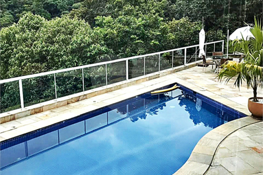 Casa à venda com 4 suítes no condomínio Residencial Jd. Ibiratiba, São Paulo - SP