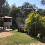 Chácara à venda com 6 quartos, sendo 2 suítes, em Jardim Brogotá, Atibaia, SP