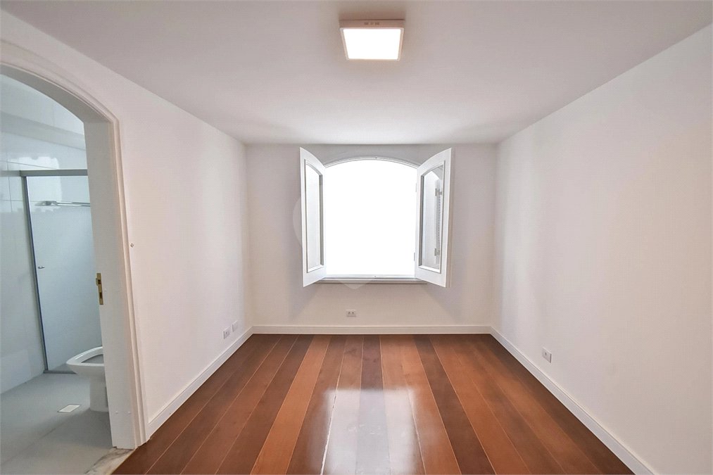 Casa para alugar com 5 suítes em Vila Mariana, São Paulo, SP