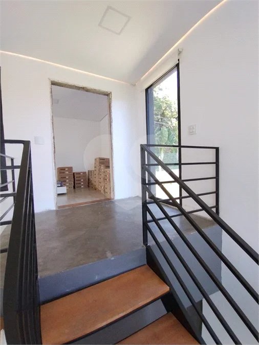 Casa à venda ou para alugar com 3 quartos, sendo 1 suíte, no condomínio Alpes da Cantareira, Mairiporã - SP