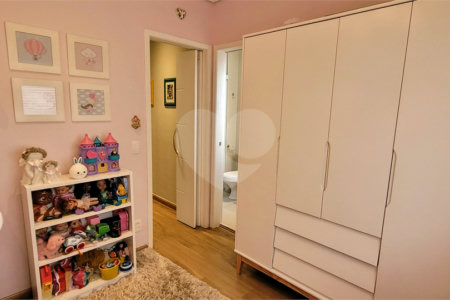 Apartamento à venda com 3 quartos, sendo 1 suíte, no Centro, São Bernardo do Campo, SP