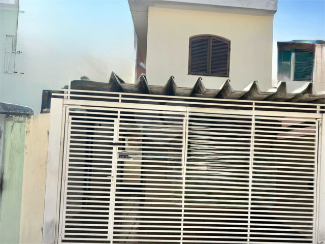 Sobrado à venda com 3 quartos, sendo 2 suítes,  em Vila Ester (zona Norte), São Paulo, SP
