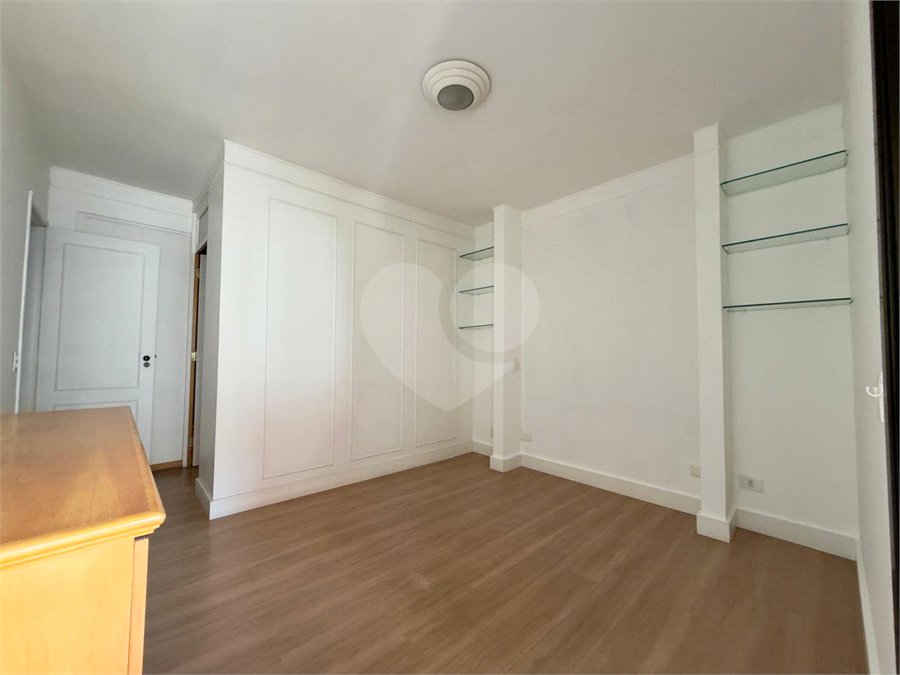Apartamento à venda com 4 quartos, sendo 2 suítes, em Santana, São Paulo, SP