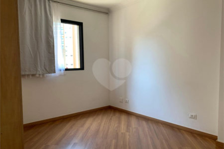 Apartamento à venda com 2 quartos em Vila Olímpia, São Paulo, SP