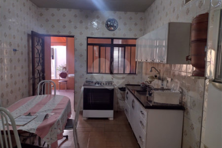 Casa térrea na Vila Prado.