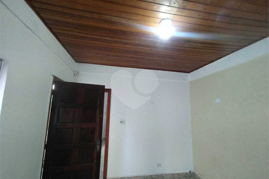 Casa Térrea à venda com 3 quartos em Santa Teresinha, São Paulo, SP