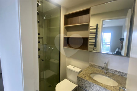 Apartamento mobiliado à venda na Vila Mariana, 2 quartos, varanda
