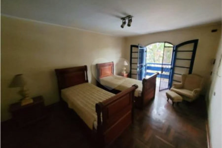 Chácara à venda com 5 quartos, sendo 4 suítes, em Chácara Terra Nova, Jundiaí, SP