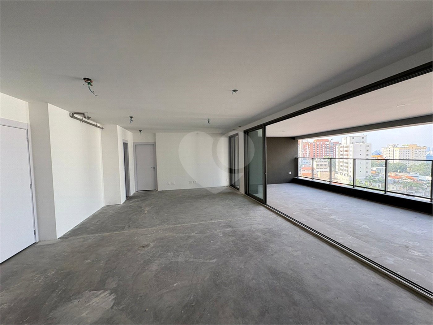 Apartamento à venda com 3 suítes em Alto da Lapa, São Paulo, SP