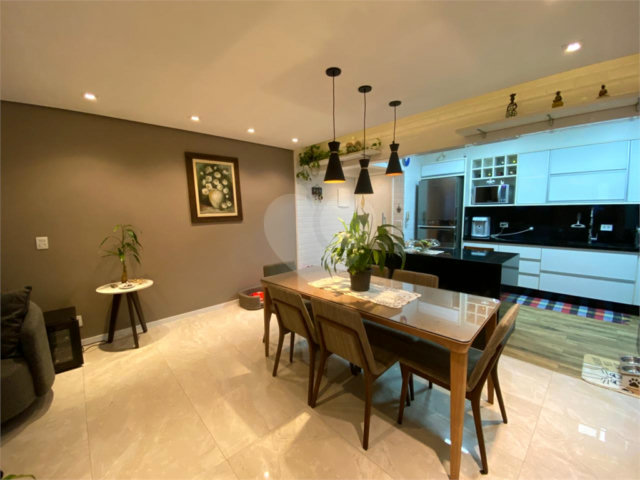 Apartamento à venda com 2 quartos, sendo 1 suíte,  em Vila Paulicéia, São Paulo, SP
