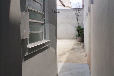 Casa Térrea à venda com 1 quarto em Vila Nivi, São Paulo, SP