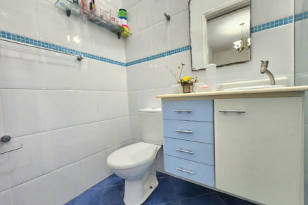 Casa próximo da praia com 3 dormitórios à venda, 128 m² por R$ 1.300.000 - Pompéia - Santos/SP