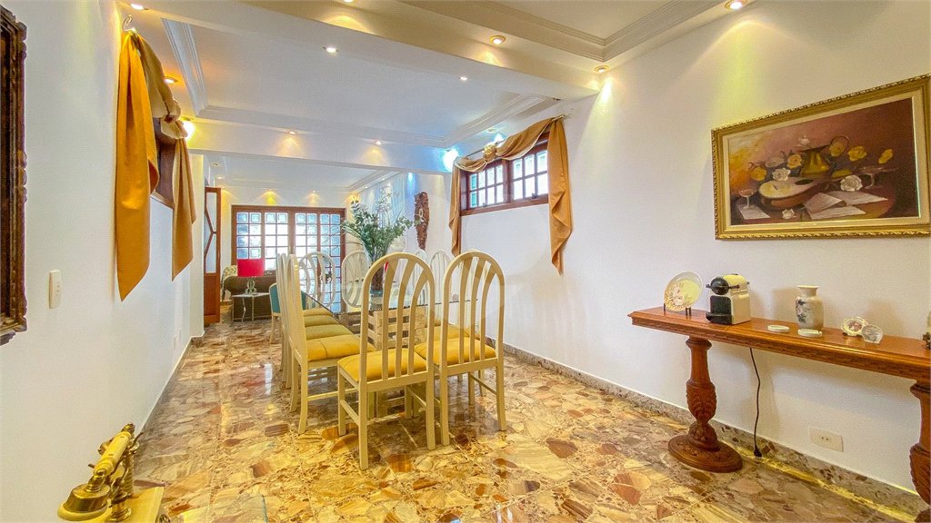 Casa de Vila à venda com 4 quartos, sendo 2 suítes, em Cambuci, São Paulo, SP