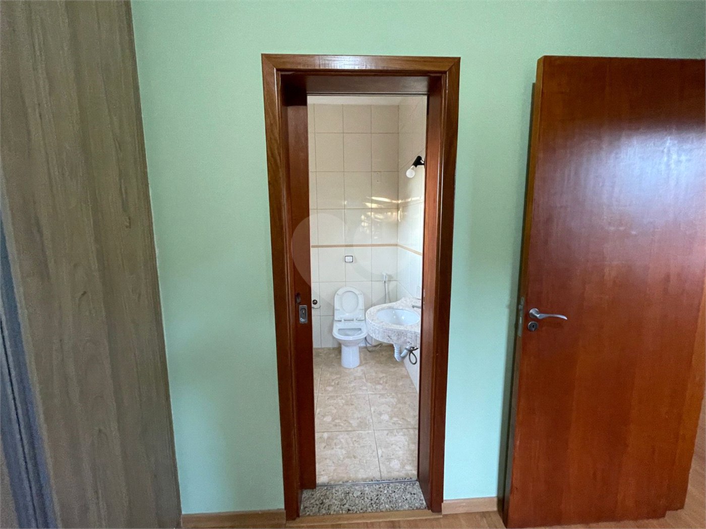Casa para alugar com 3 suítes no condomínio Bosque de Grevilea, Vinhedo - SP