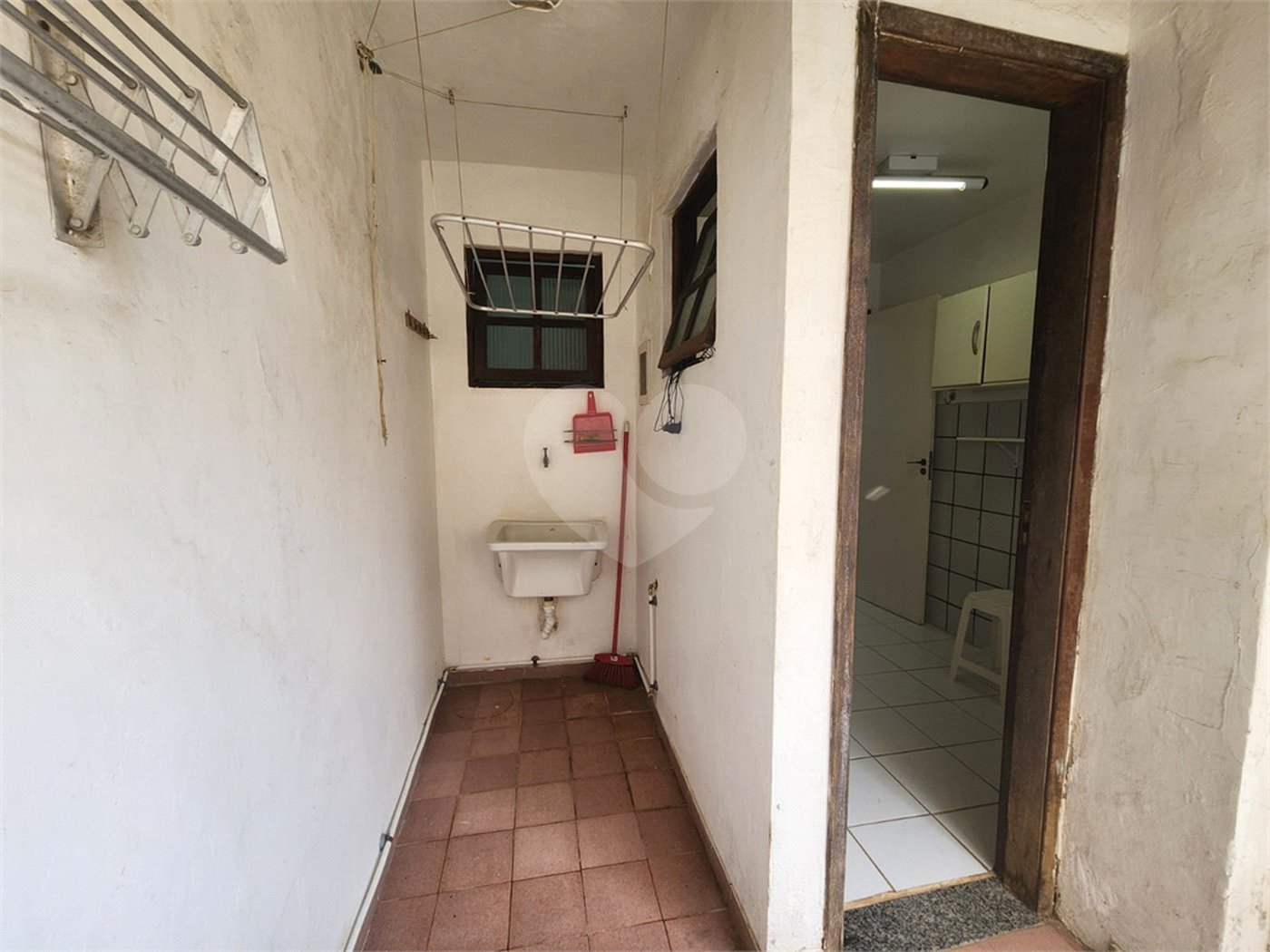 Casa em condomínio à venda ou para alugar com 2 quartos, sendo 1 suíte,  em Geribá, Armação dos Búzios, RJ