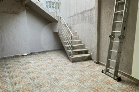 Sobrado à venda com 4 quartos, sendo 2 suítes,  em Mogi Moderno, Mogi das Cruzes, SP