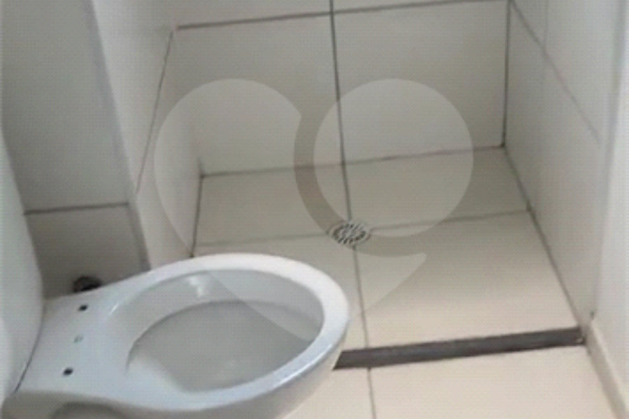 Apartamento à venda com 2 quartos em Pari, São Paulo, SP