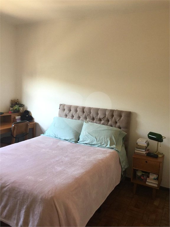 Sobrado à venda com 3 quartos, sendo 1 suíte, em Vila Nova Caledônia, São Paulo, SP