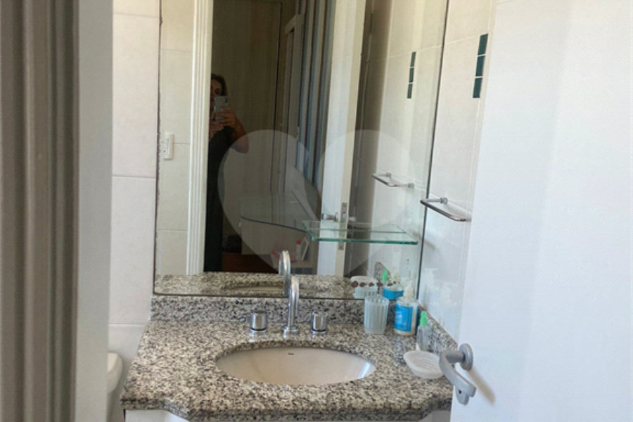 Sobrado à venda com 3 suítes em Santana, São Paulo, SP