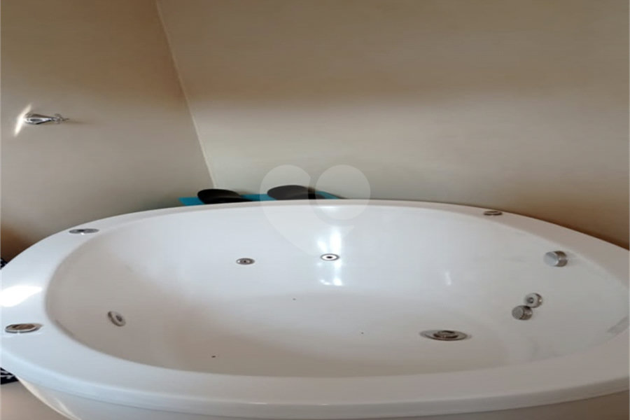 Sobrado à venda com 3 quartos, sendo 2 suítes, em Vila Guilherme, São Paulo, SP