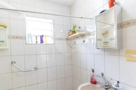 Sobrado à venda com 2 quartos, sendo 1 suíte, em Vila Brasilina, São Paulo, SP