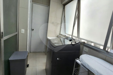 Apartamento à venda com 3 quartos, sendo 1 suíte, em Jardim Paulista, São Paulo, SP