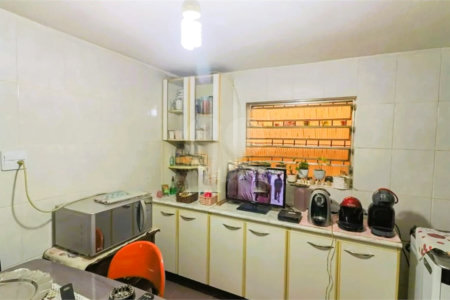 Sobrado à venda com 3 quartos, sendo 1 suíte,  em Jardim Bonfiglioli, São Paulo, SP