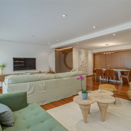 Apartamento à venda com 4 quartos, sendo 1 suíte, em Alto da Boa Vista, São Paulo, SP