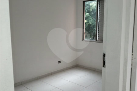 Apartamento à venda com 3 quartos em Jardim Umuarama, São Paulo, SP