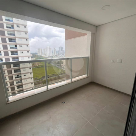Apartamento à venda com 2 quartos, sendo 1 suíte,  em Loteamento Mogilar, Mogi das Cruzes, SP