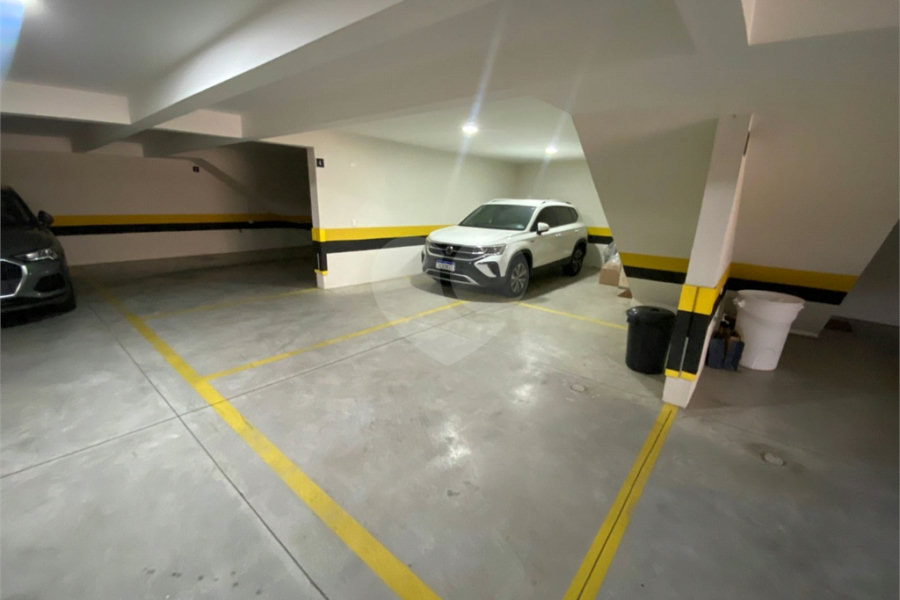 Casa à venda com 3 suítes no condomínio Belle Villle, São Paulo - SP