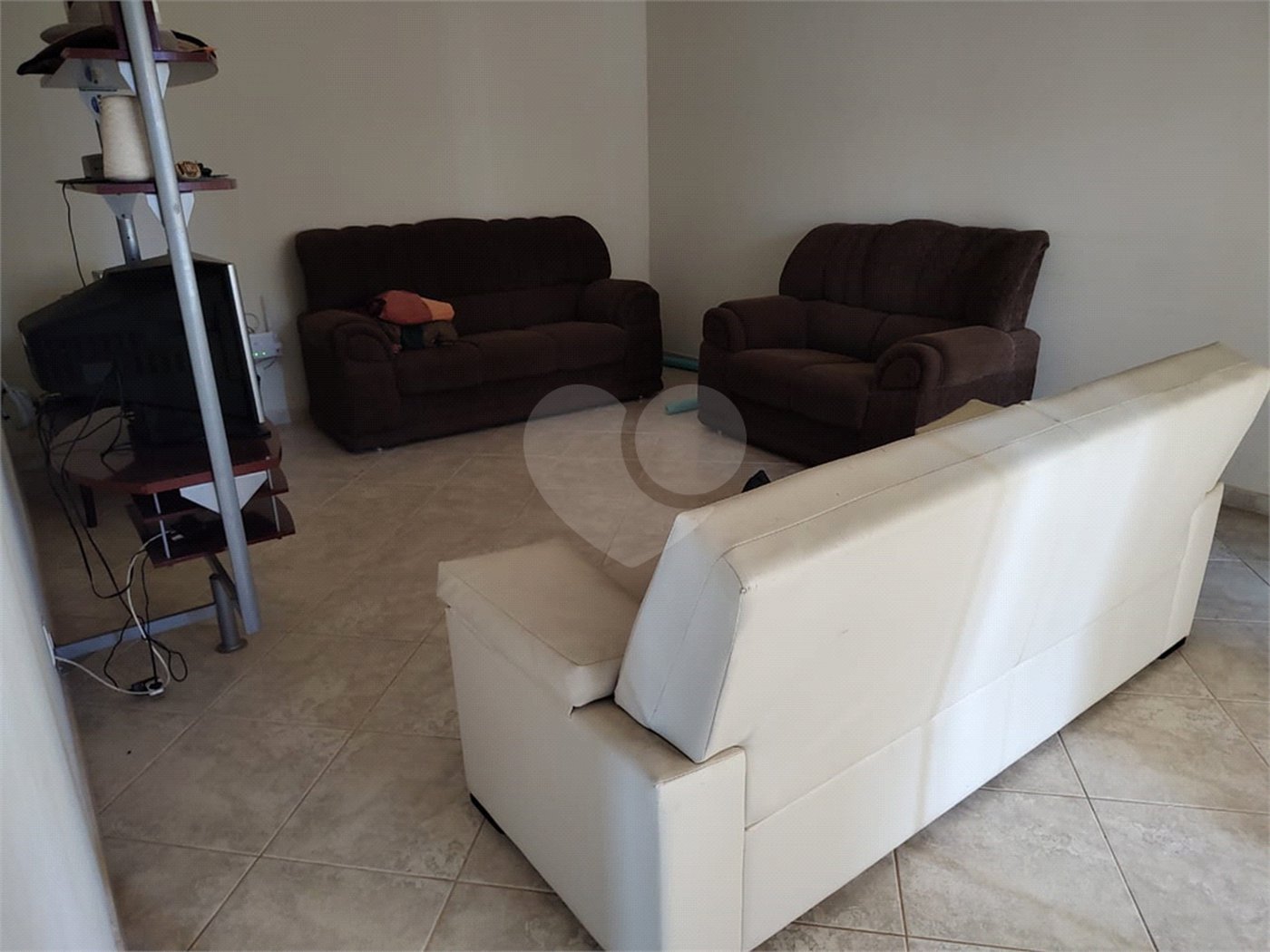 Chácara à venda com 3 quartos, sendo 1 suíte, em Bairro do Machadinho, Angatuba, SP